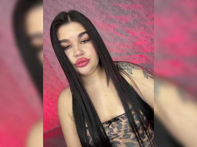 suchka-black-'s BongaCams show and profile