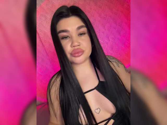 suchka-black-'s BongaCams show and profile