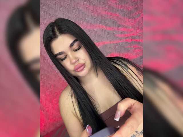 suchka-black-'s BongaCams show and profile