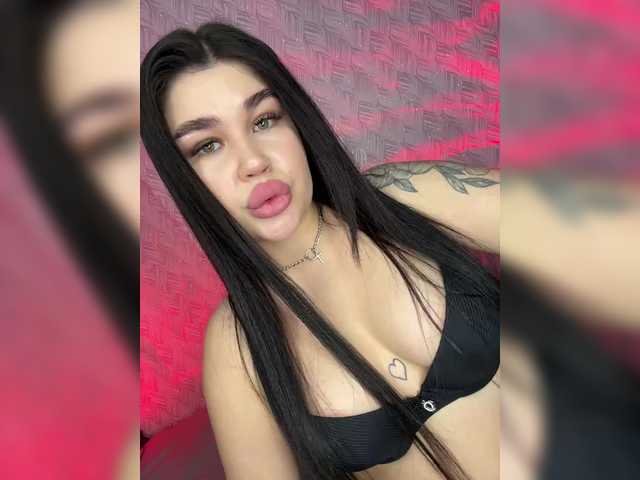 suchka-black-'s BongaCams show and profile