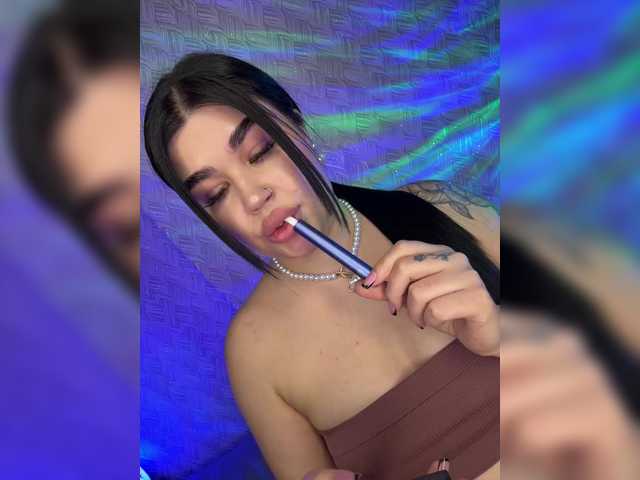 suchka-black-'s BongaCams show and profile