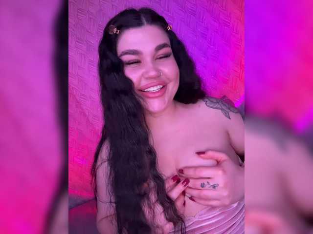 suchka-black-'s BongaCams show and profile