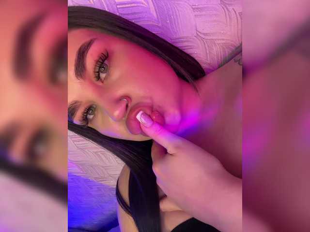 suchka-black-'s BongaCams show and profile