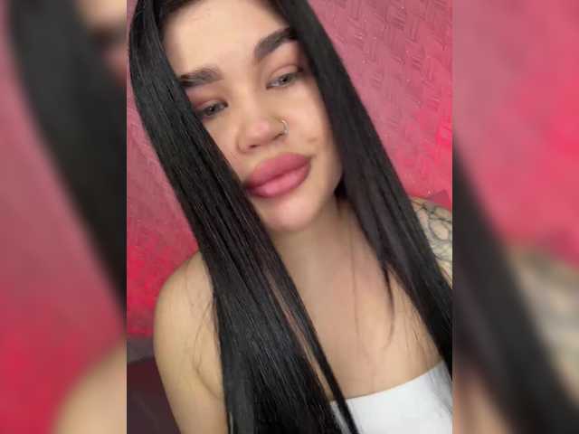 suchka-black-'s BongaCams show and profile