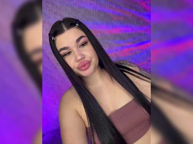 suchka-black- live cam profile