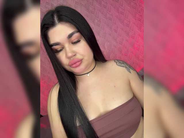 suchka-black-'s BongaCams show and profile