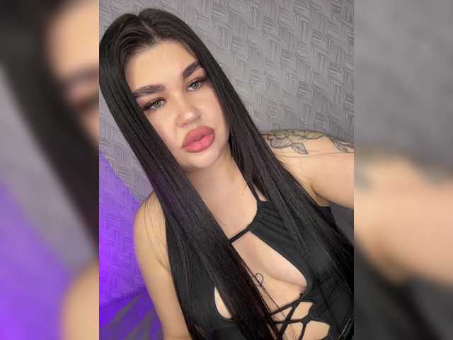 suchka-black-'s BongaCams show and profile