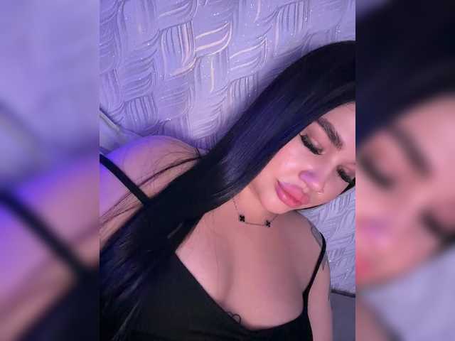 suchka-black-'s BongaCams show and profile