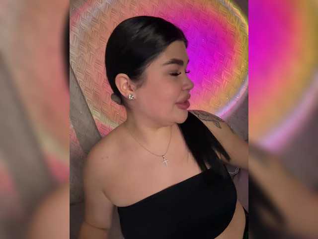 suchka-black-'s BongaCams show and profile