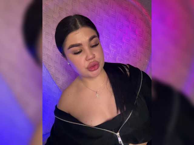 suchka-black-'s BongaCams show and profile