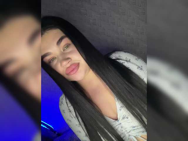 suchka-black-'s BongaCams show and profile