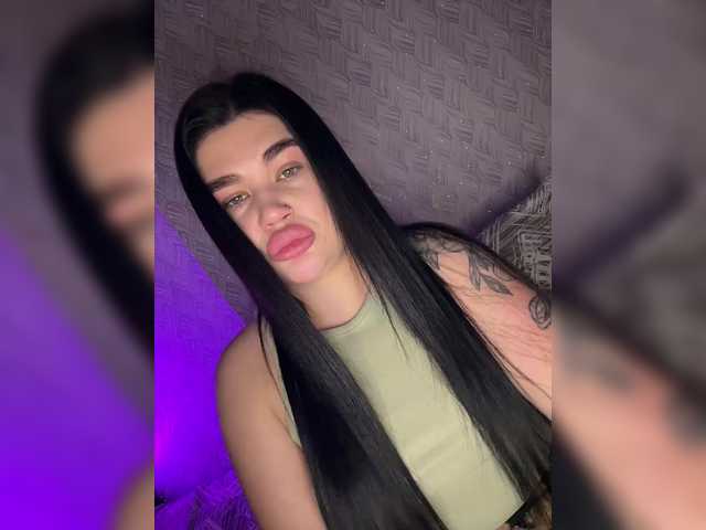 suchka-black-'s BongaCams show and profile