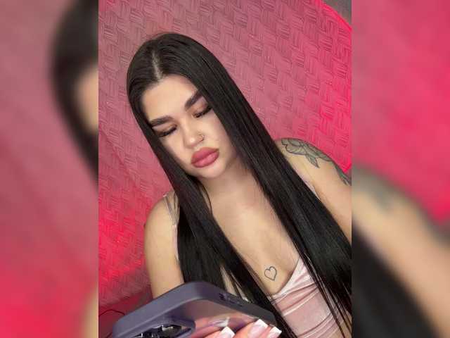 suchka-black-'s BongaCams show and profile