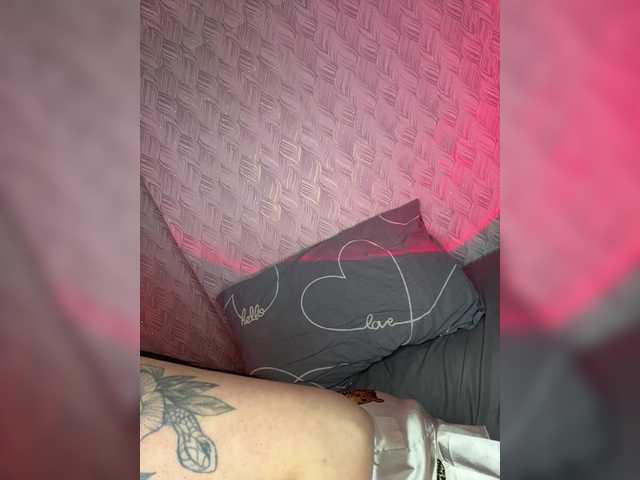 suchka-black-'s BongaCams show and profile