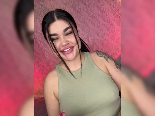 suchka-black-'s BongaCams show and profile