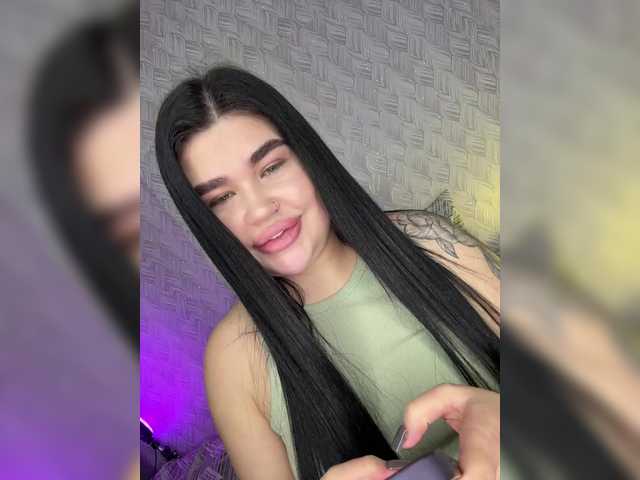 suchka-black-'s BongaCams show and profile