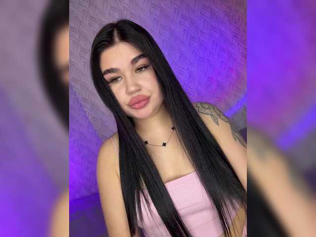 suchka-black-'s BongaCams show and profile