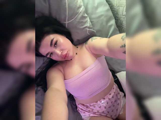 suchka-black-'s BongaCams show and profile