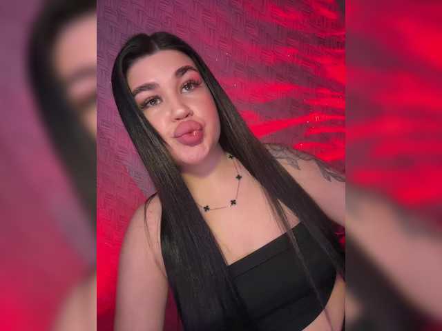 suchka-black-'s BongaCams show and profile