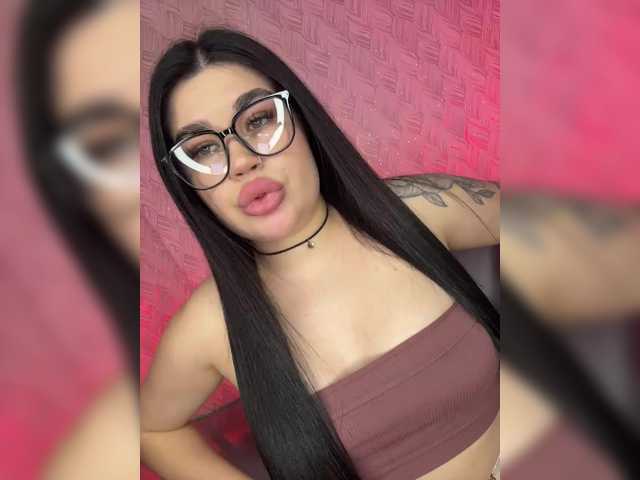 suchka-black-'s BongaCams show and profile