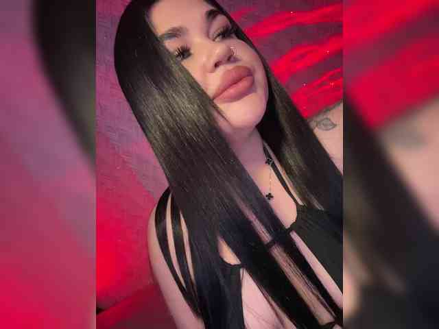 suchka-black- webcam