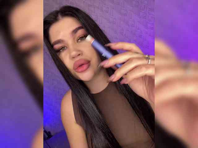 suchka-black- webcam