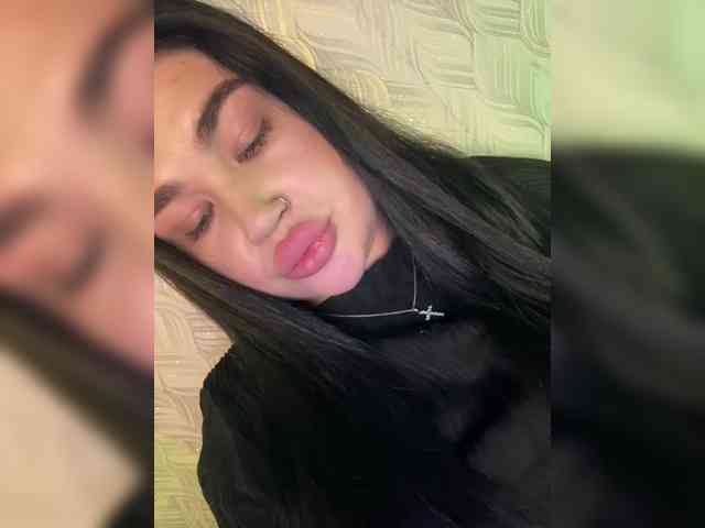 suchka-black- webcam