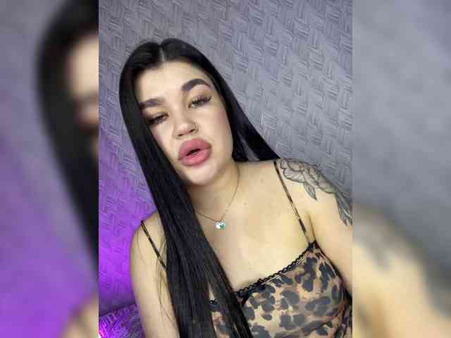 suchka-black- webcam