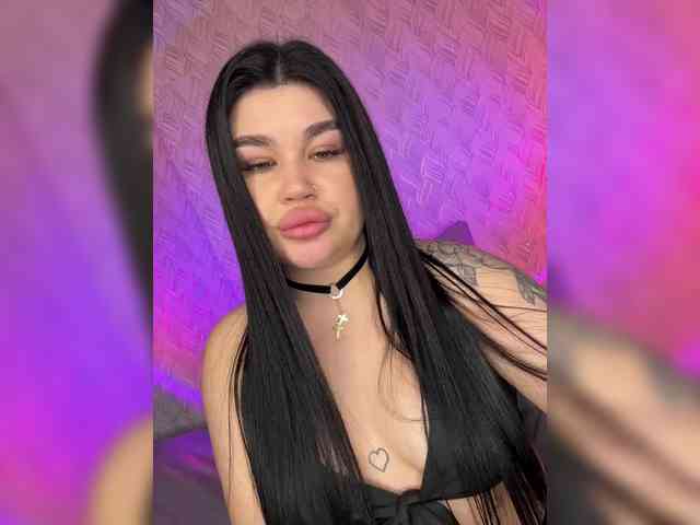 suchka-black- webcam