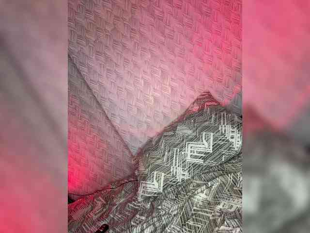 suchka-black- webcam