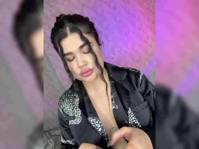 suchka-black- webcam