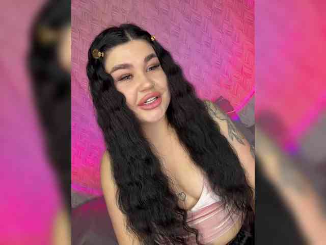 suchka-black- webcam