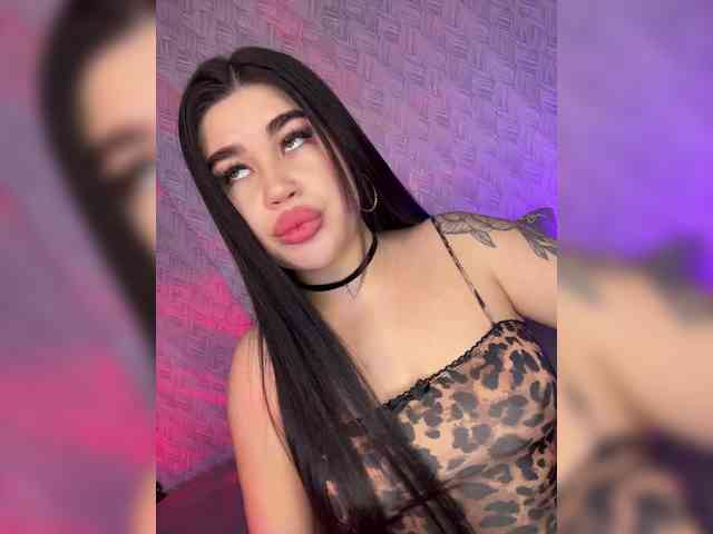 suchka-black- webcam