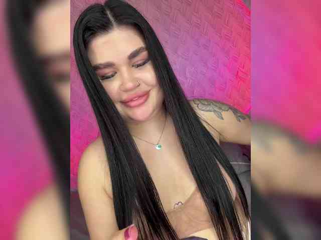 suchka-black- webcam