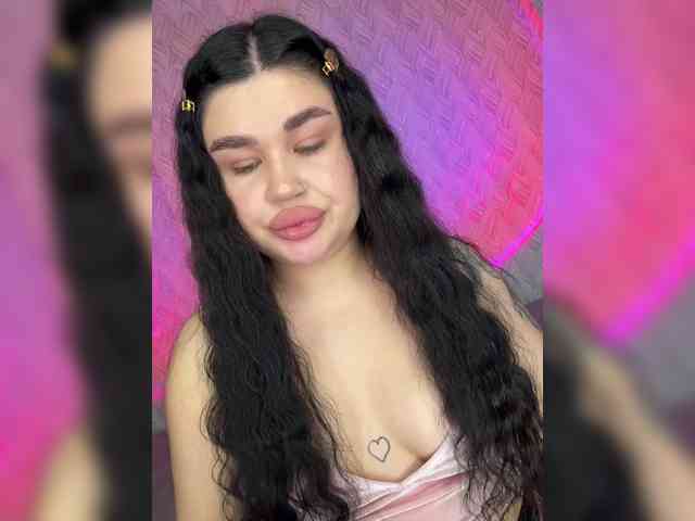 suchka-black- webcam