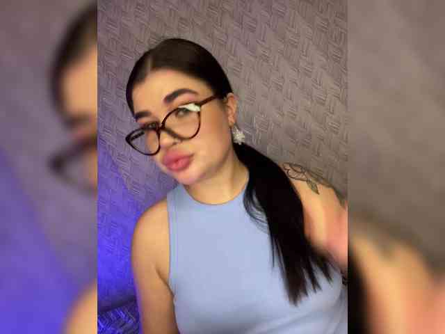 suchka-black- webcam
