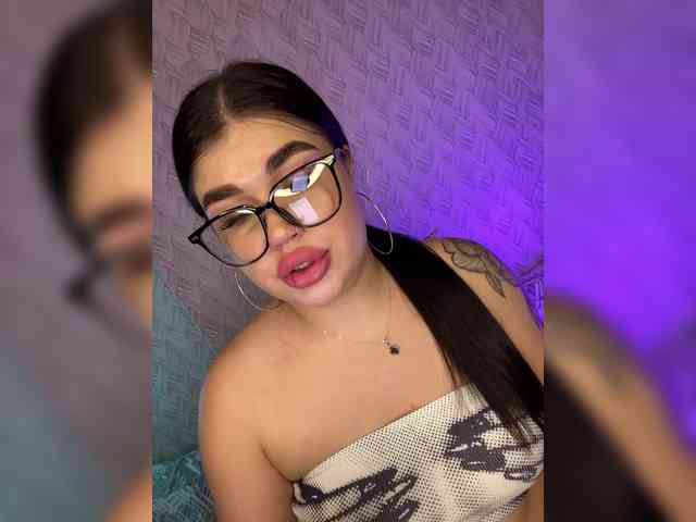 suchka-black- webcam
