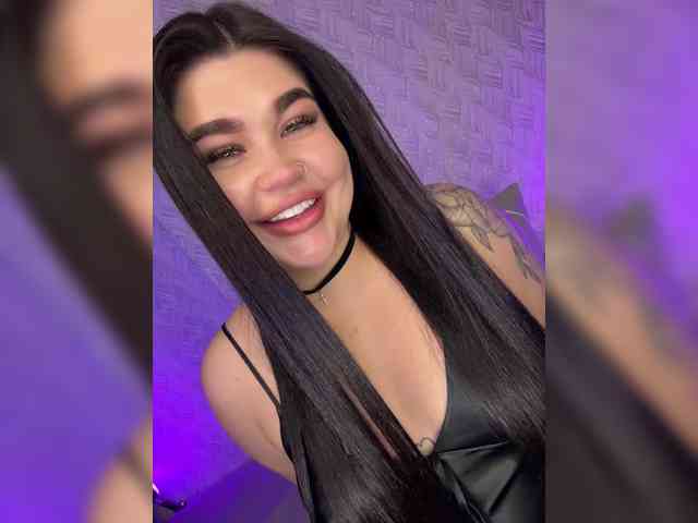 suchka-black- webcam