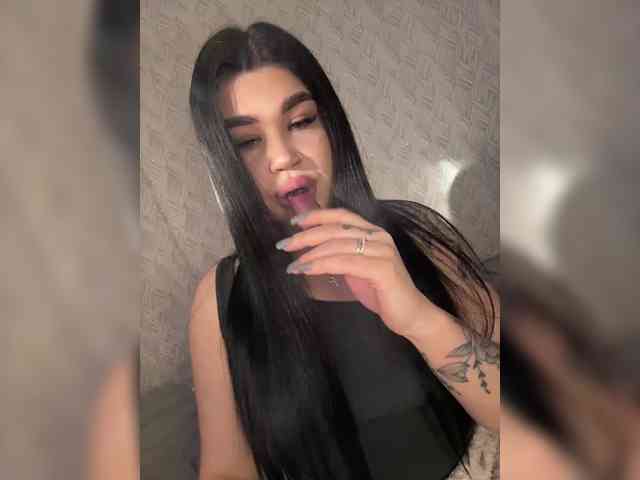 suchka-black- webcam