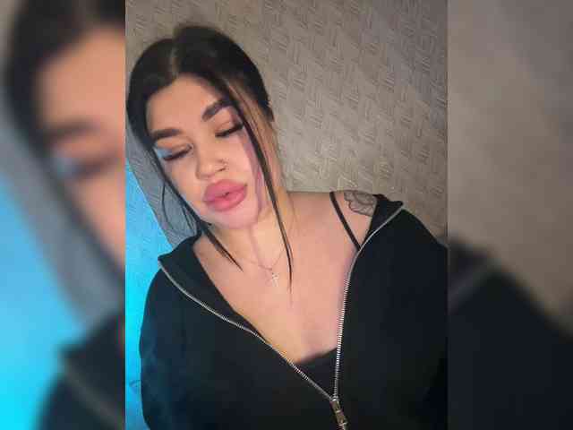 suchka-black- webcam