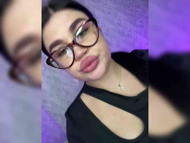 suchka-black- webcam