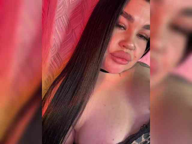 suchka-black- webcam