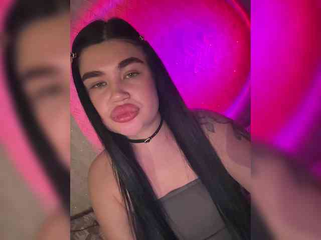 suchka-black- webcam