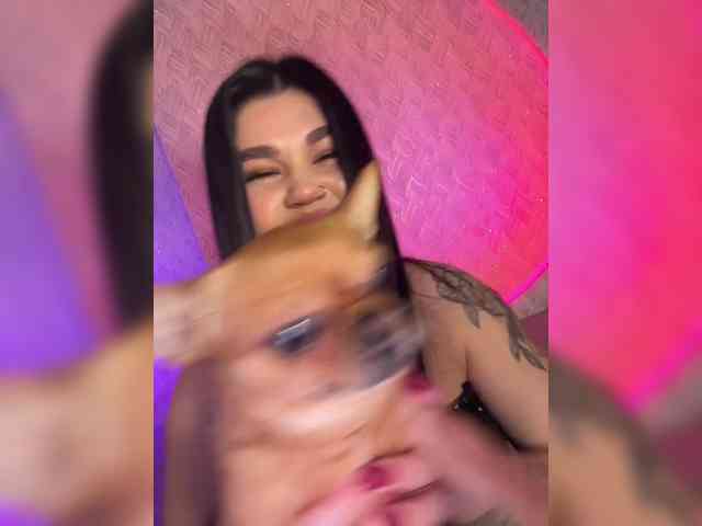 suchka-black- webcam