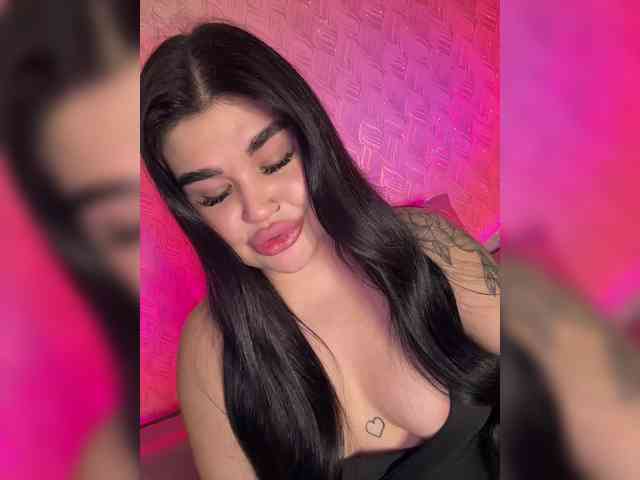 suchka-black- webcam