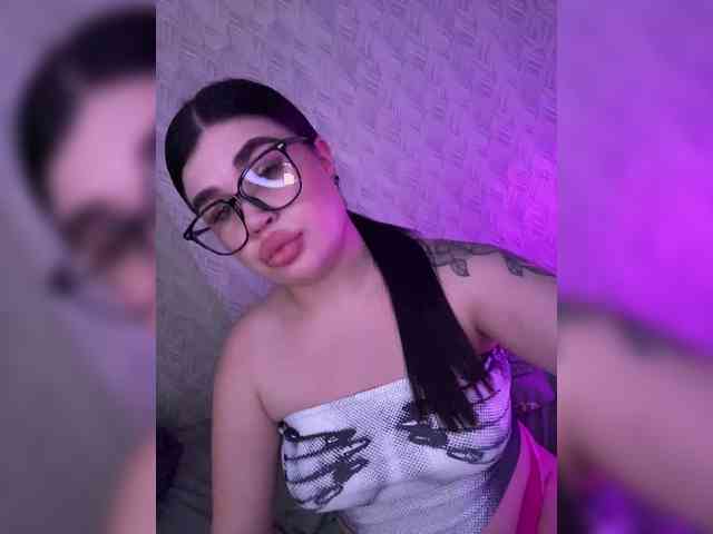 suchka-black- webcam