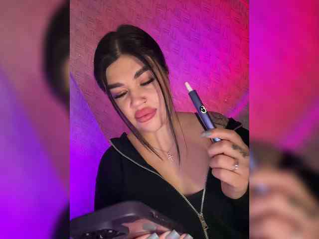 suchka-black- webcam