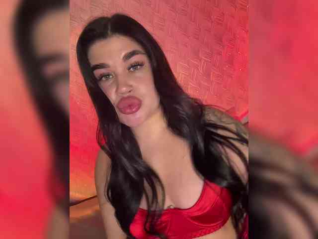 suchka-black- webcam