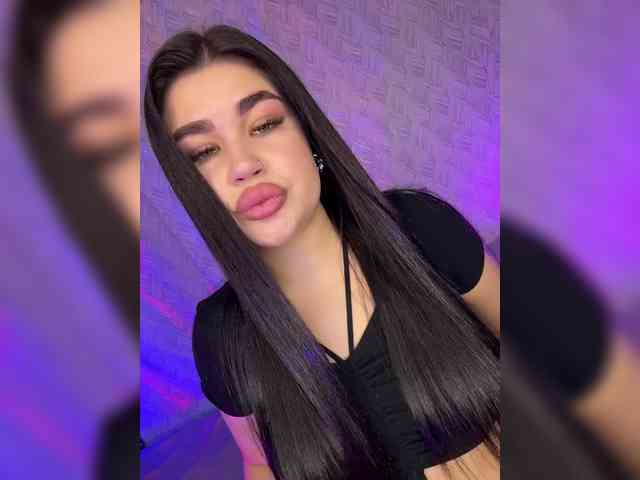 suchka-black- webcam