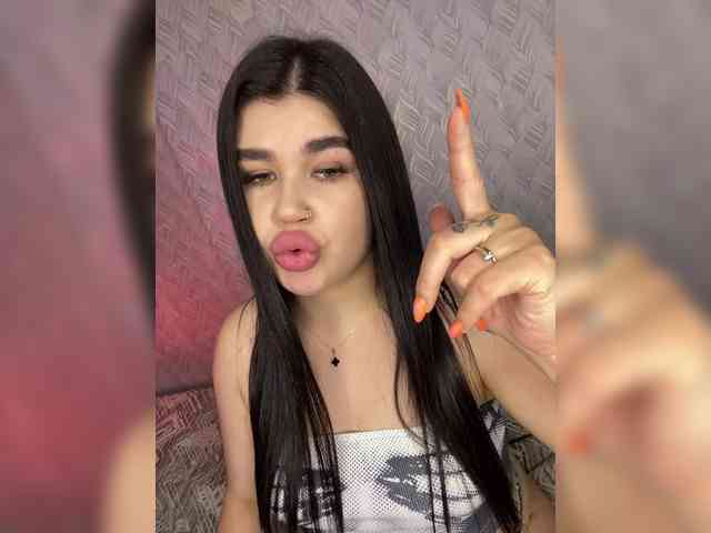 suchka-black- webcam